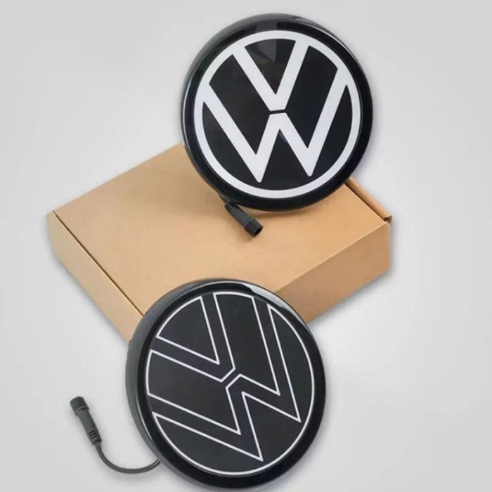 volkswagen golf 8 logotipo iluminado