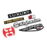 Emblema automóvel cromado em ABS